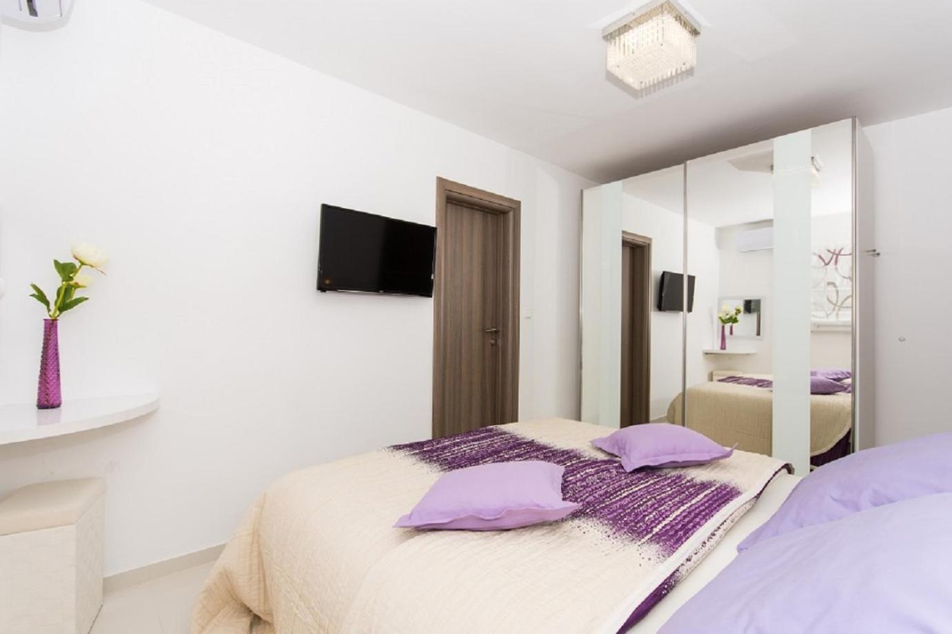 Agava Lux Apartment โตรกีร์ ภายนอก รูปภาพ