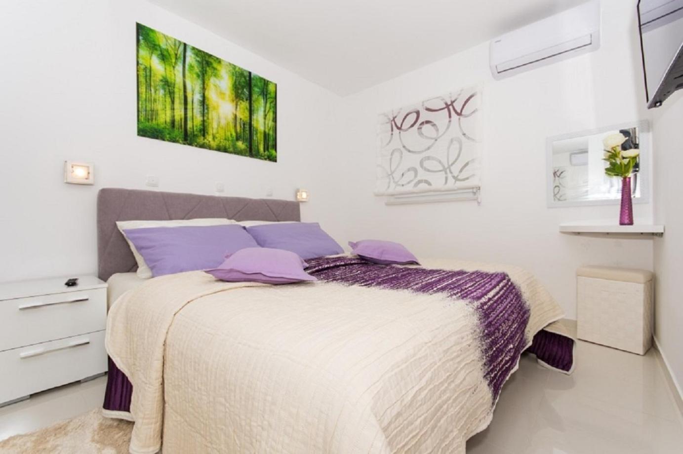 Agava Lux Apartment โตรกีร์ ภายนอก รูปภาพ