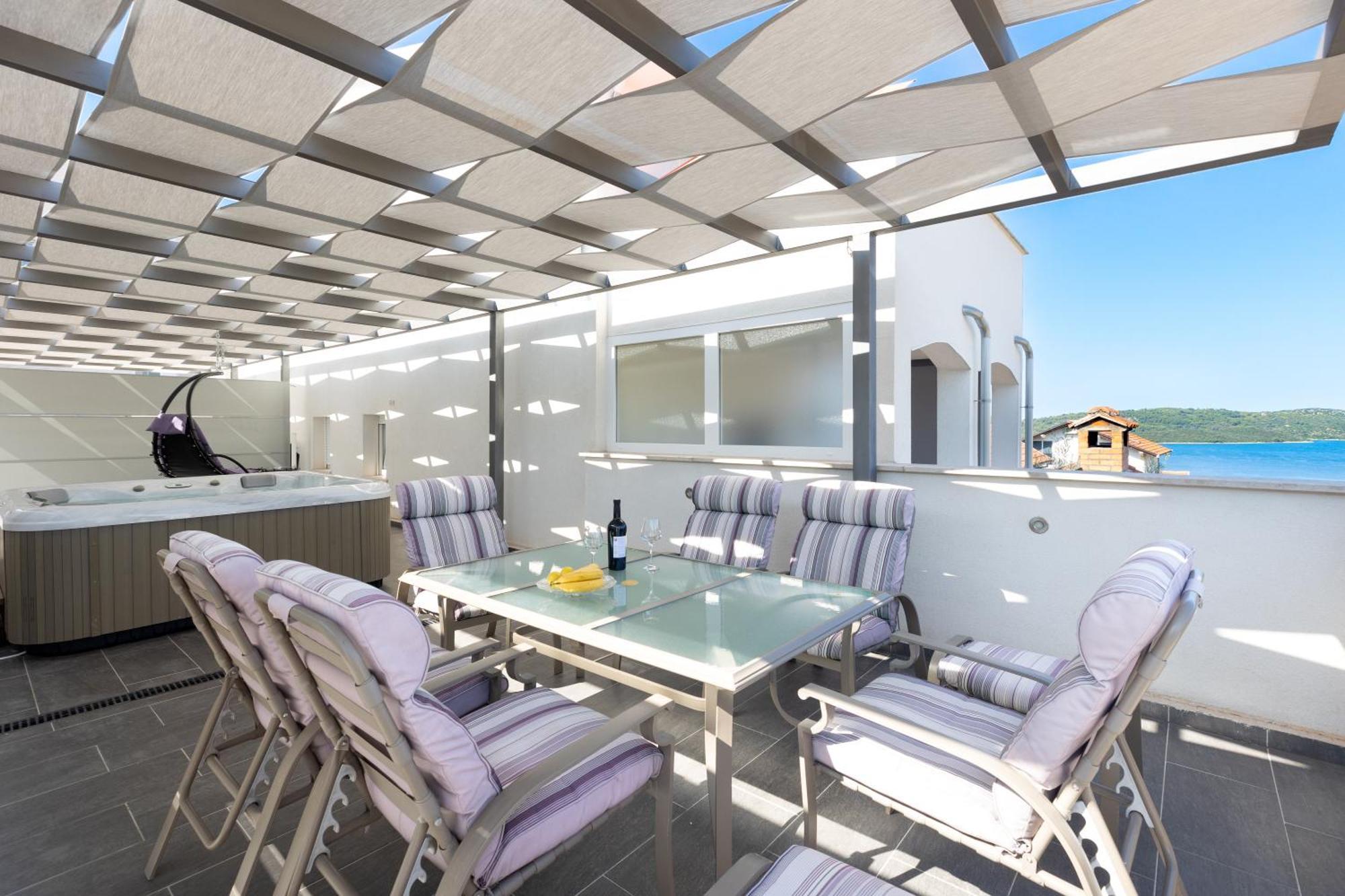 Agava Lux Apartment โตรกีร์ ภายนอก รูปภาพ